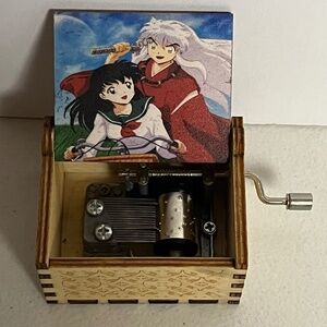 Inuyasha Kagome Higurashi Hand Crank Wooden Music Box